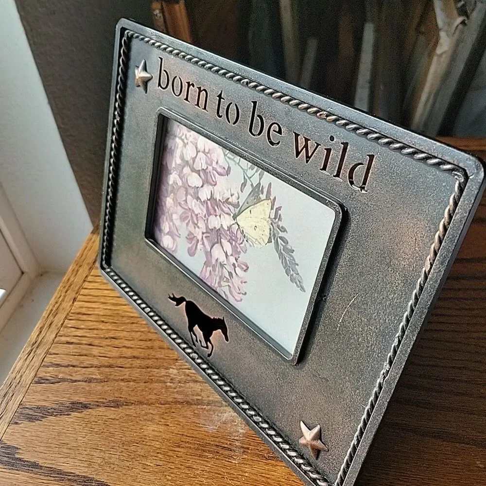 Vtg Metal photo frame 
